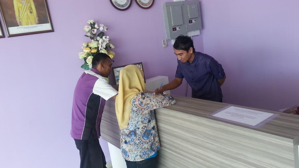 Oyo 275 Senyum Inn Pantai Cenang  Exterior foto