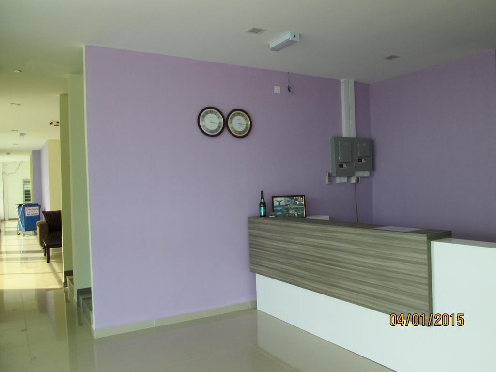 Oyo 275 Senyum Inn Pantai Cenang  Exterior foto