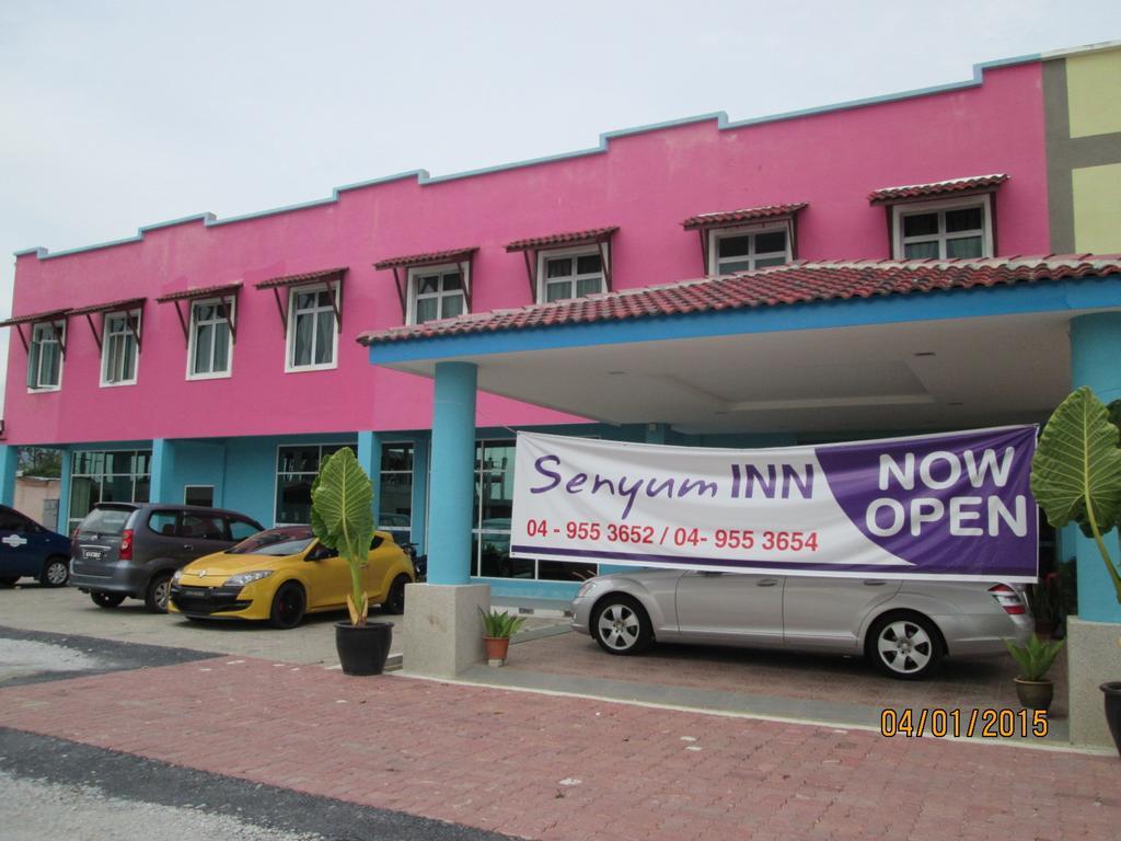Oyo 275 Senyum Inn Pantai Cenang  Exterior foto