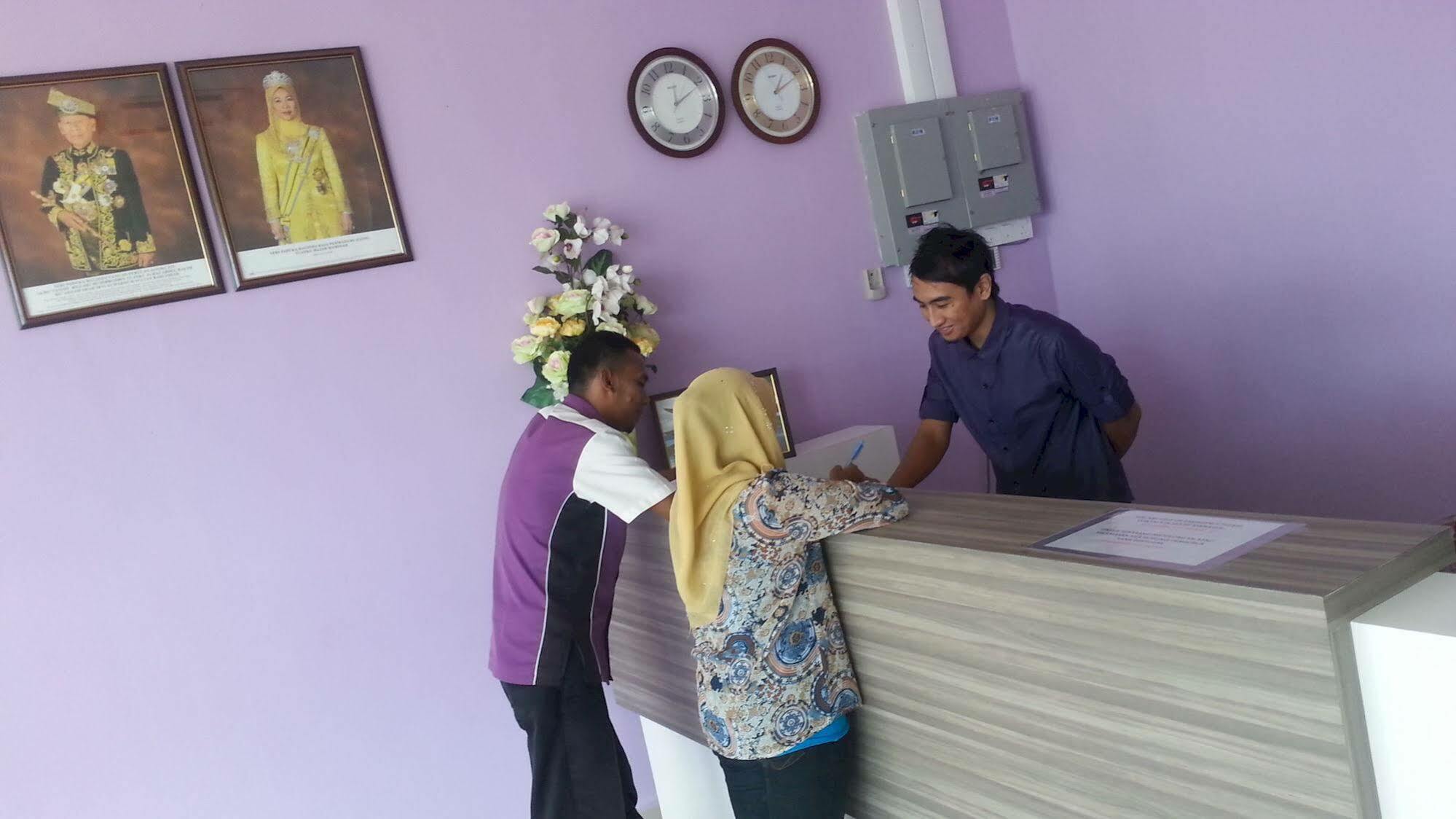 Oyo 275 Senyum Inn Pantai Cenang  Exterior foto